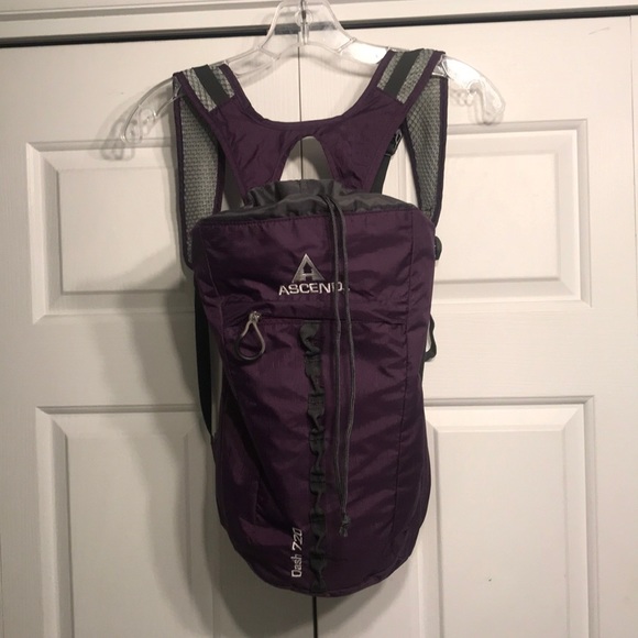 ascend dash 720 lightweight backpack
